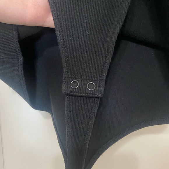 Nuuds long sleeve ribbed crew neck bodysuit size L - Picture 4 of 6